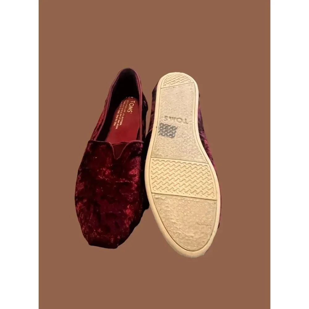 WOMEN'S SIZE W 7.5- TOMS Alpargata Slip Ons, Crushed Velvet, Black Cherry